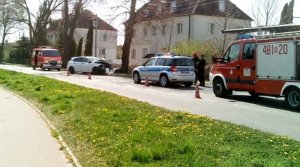 policjanci pracowali na miejscu wypadku